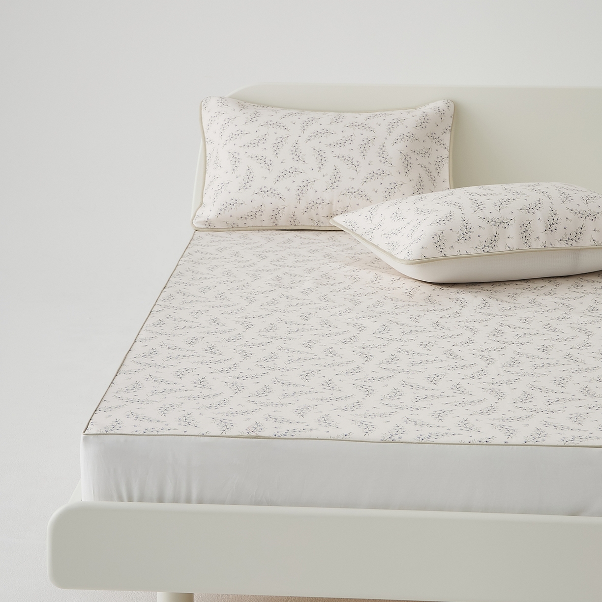 91家纺网 家纺一手货源 找家纺 8小时家纺 2026新款天丝麻10A抗菌养生凉席席子凉席-床笠款 兰花