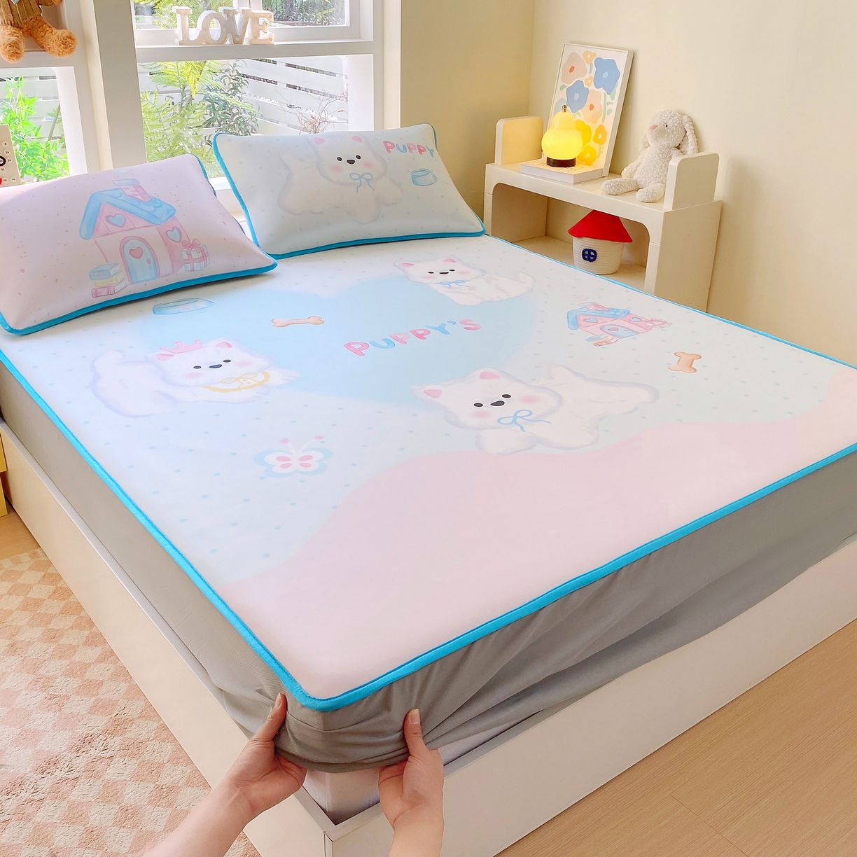 91家纺网 家纺一手货源 找家纺 莱米家纺 2026新款大版小冰皮床笠床席 乐园小狗床笠