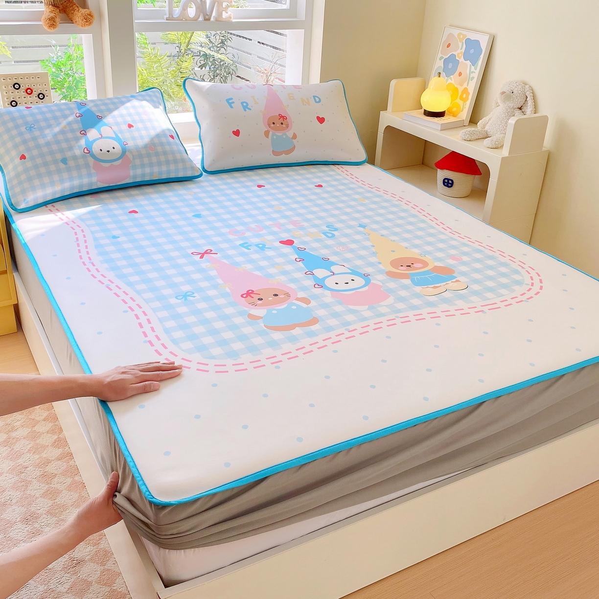 91家纺网 家纺一手货源 找家纺 莱米家纺 2026新款大版小冰皮床笠床席 快乐伙伴床笠