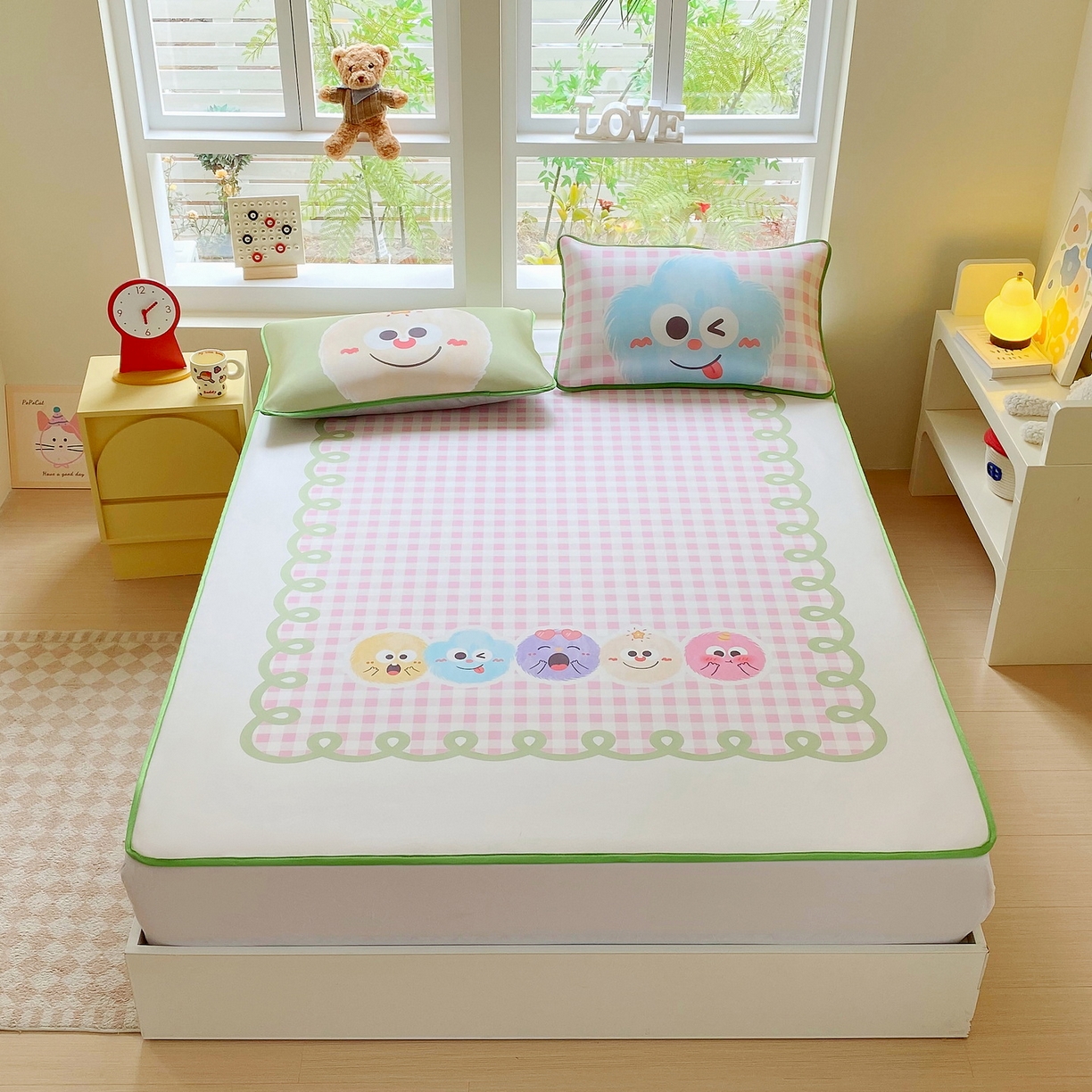 91家纺网 家纺一手货源 找家纺 莱米家纺 2026新款大版小冰皮床笠床席 可爱球球床席