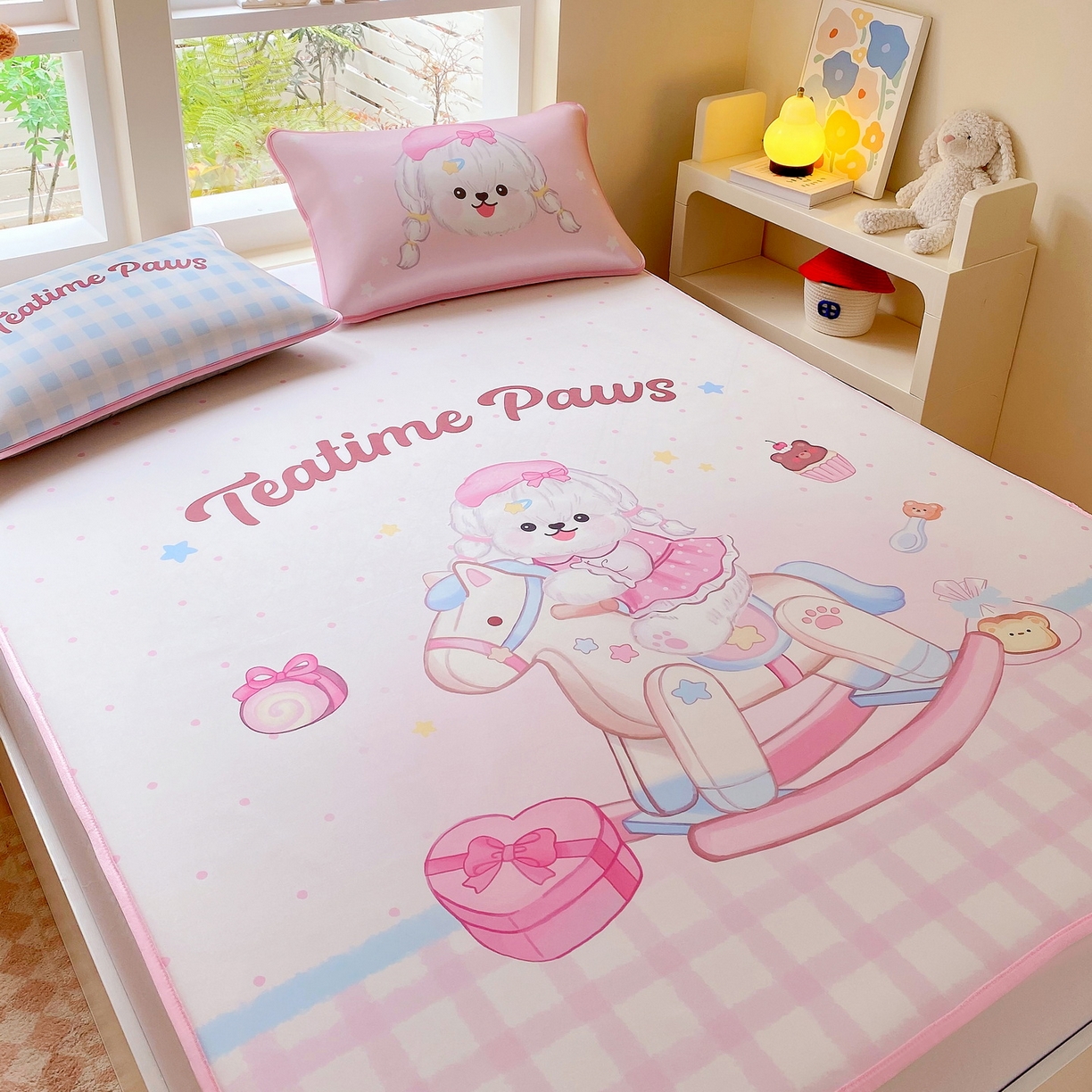 91家纺网 家纺一手货源 找家纺 莱米家纺 2026新款大版小冰皮床笠床席 木马奇缘床席