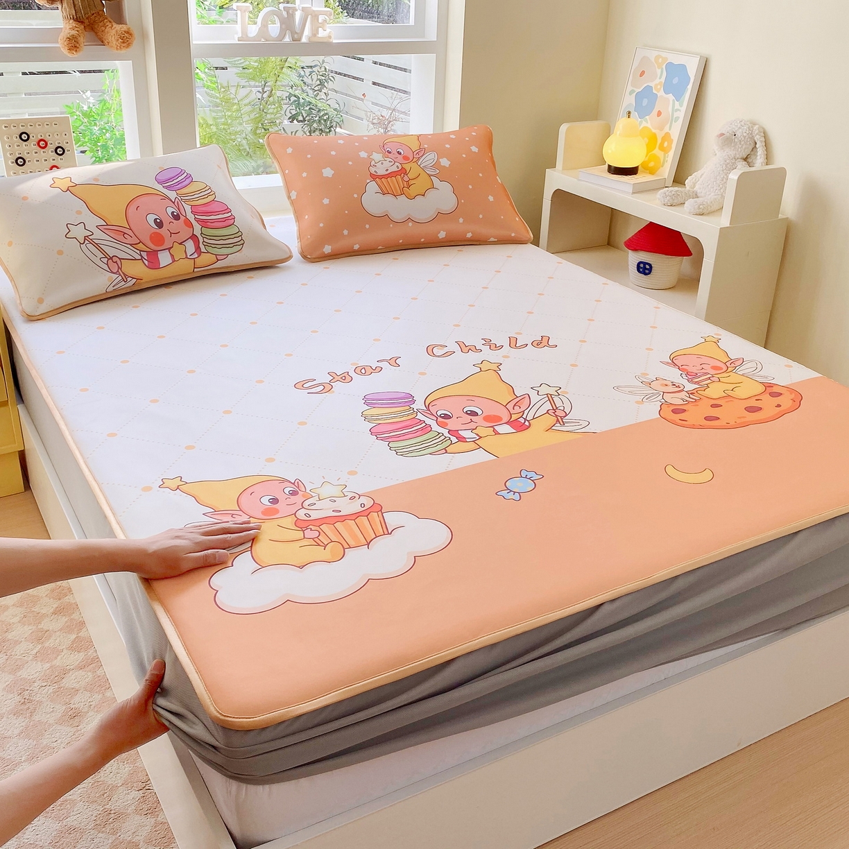 91家纺网 家纺一手货源 找家纺 莱米家纺 2026新款大版小冰皮床笠床席 欢喜朋友床笠