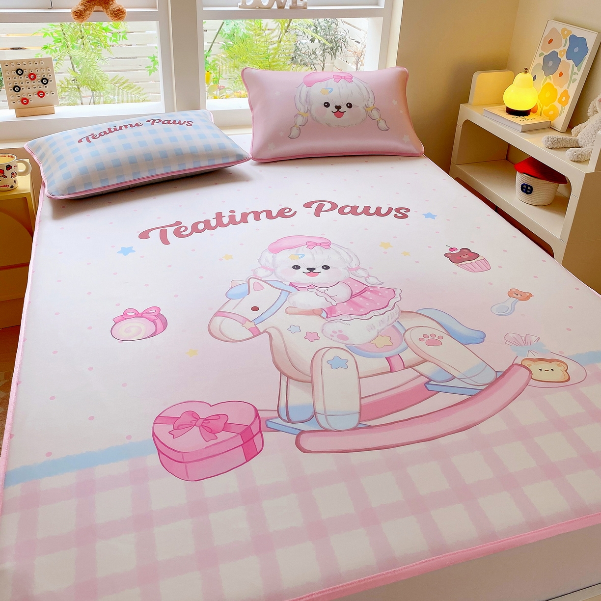 91家纺网 家纺一手货源 找家纺 莱米家纺 2026新款大版小冰皮床笠床席 木马奇缘床席