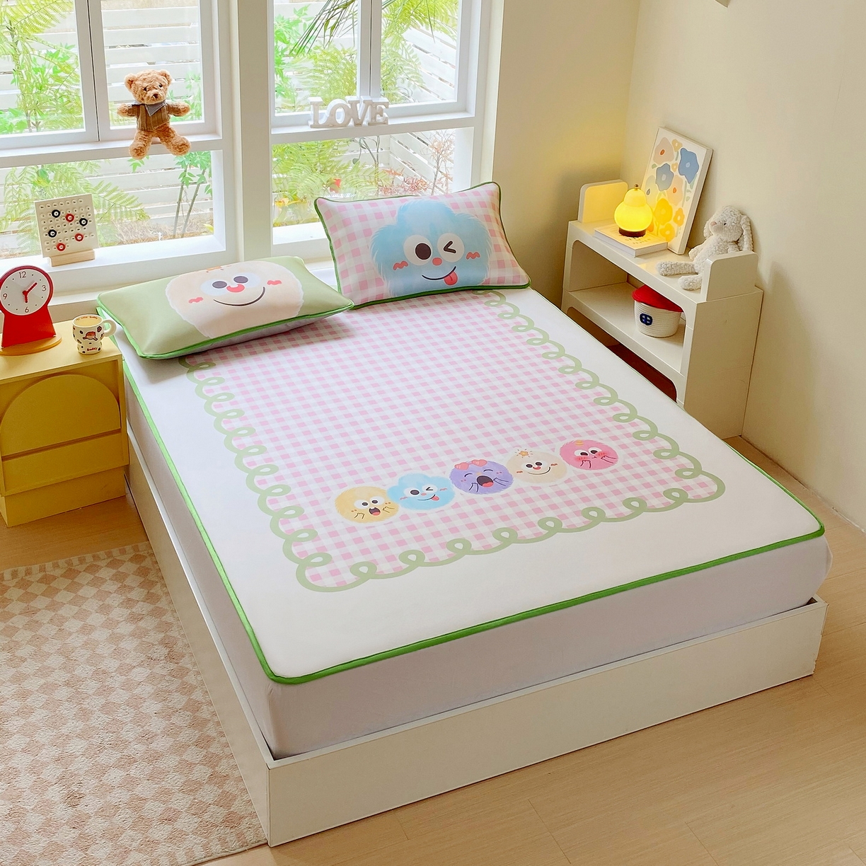 91家纺网 家纺一手货源 找家纺 莱米家纺 2026新款大版小冰皮床笠床席 可爱球球床席