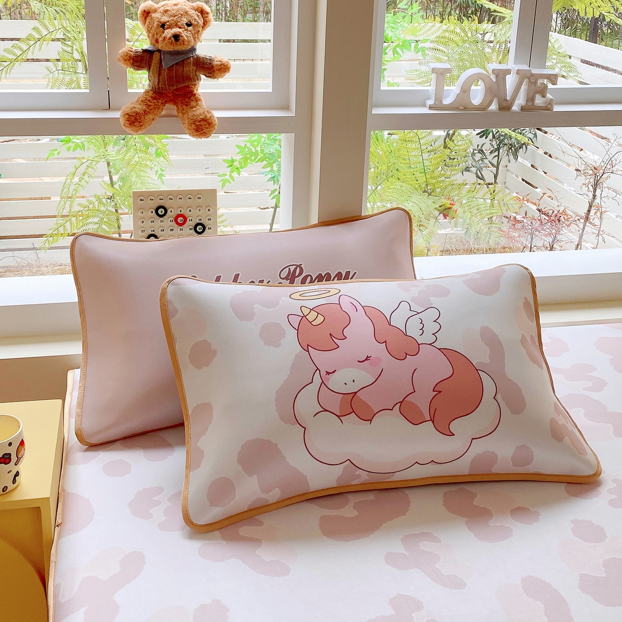 91家纺网 家纺一手货源 找家纺 莱米家纺 2026新款大版小冰皮床笠床席 快乐小狗床席