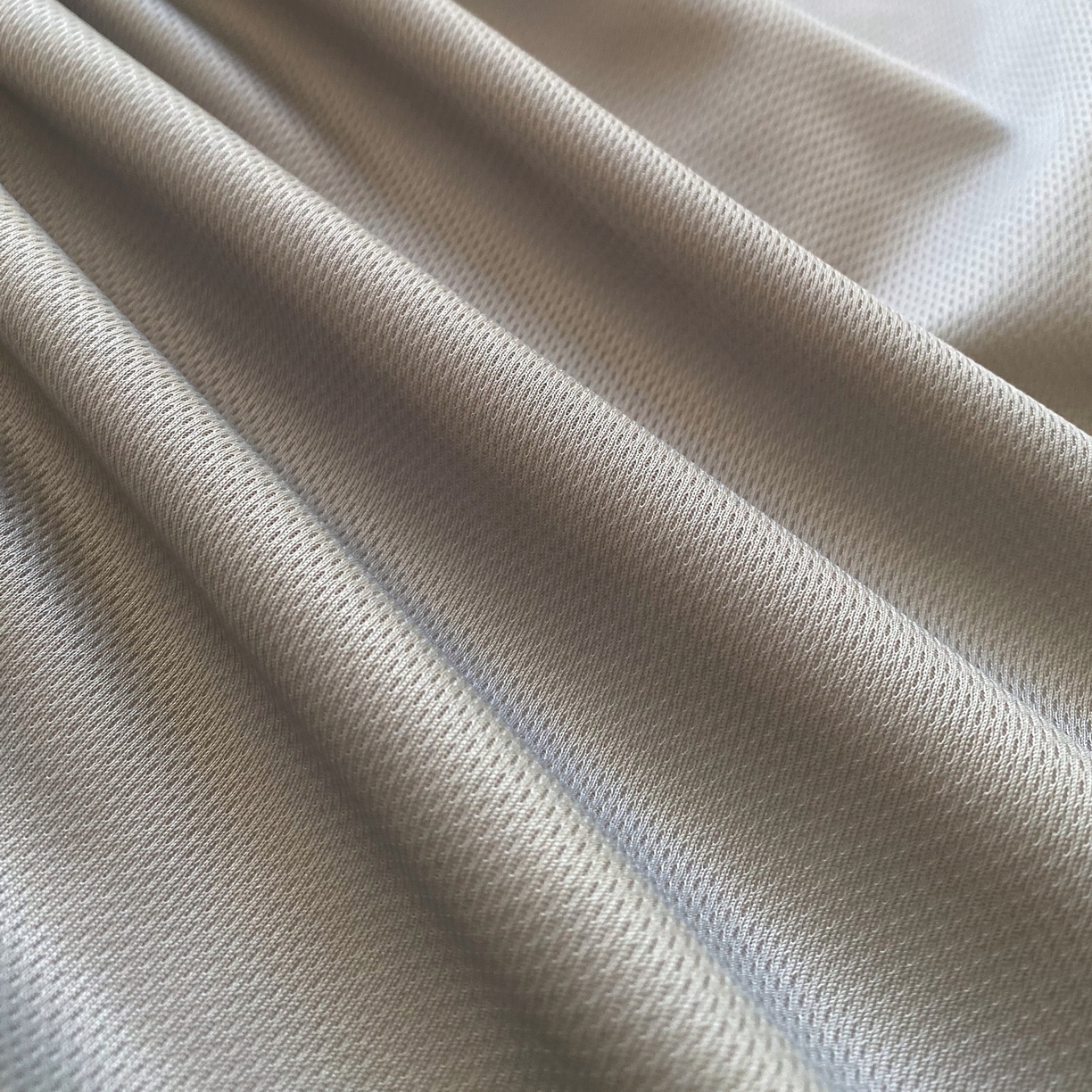 91家纺网 家纺一手货源 找家纺 莱米家纺 2026新款大版小冰皮床笠床席 乐园小狗床笠