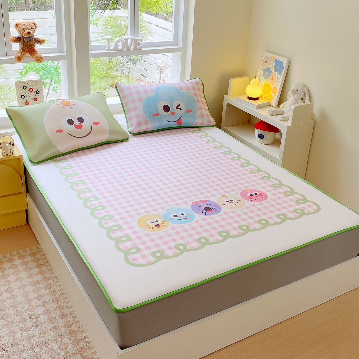 91家纺网 家纺一手货源 找家纺 莱米家纺 2026新款大版小冰皮床笠床席 可爱球球床笠