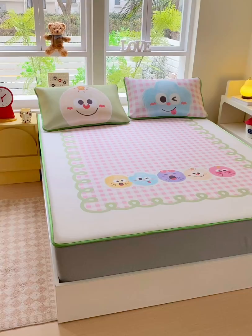 91家纺网 家纺一手货源 找家纺 莱米家纺 2026新款大版小冰皮床笠床席 可爱球球床笠