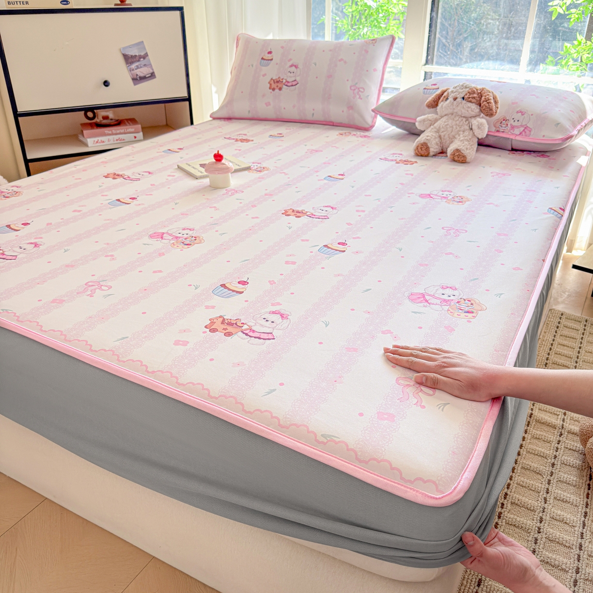 91家纺网 家纺一手货源 找家纺 莱米家纺 2026新款小版小冰皮软席 奶萌小狗