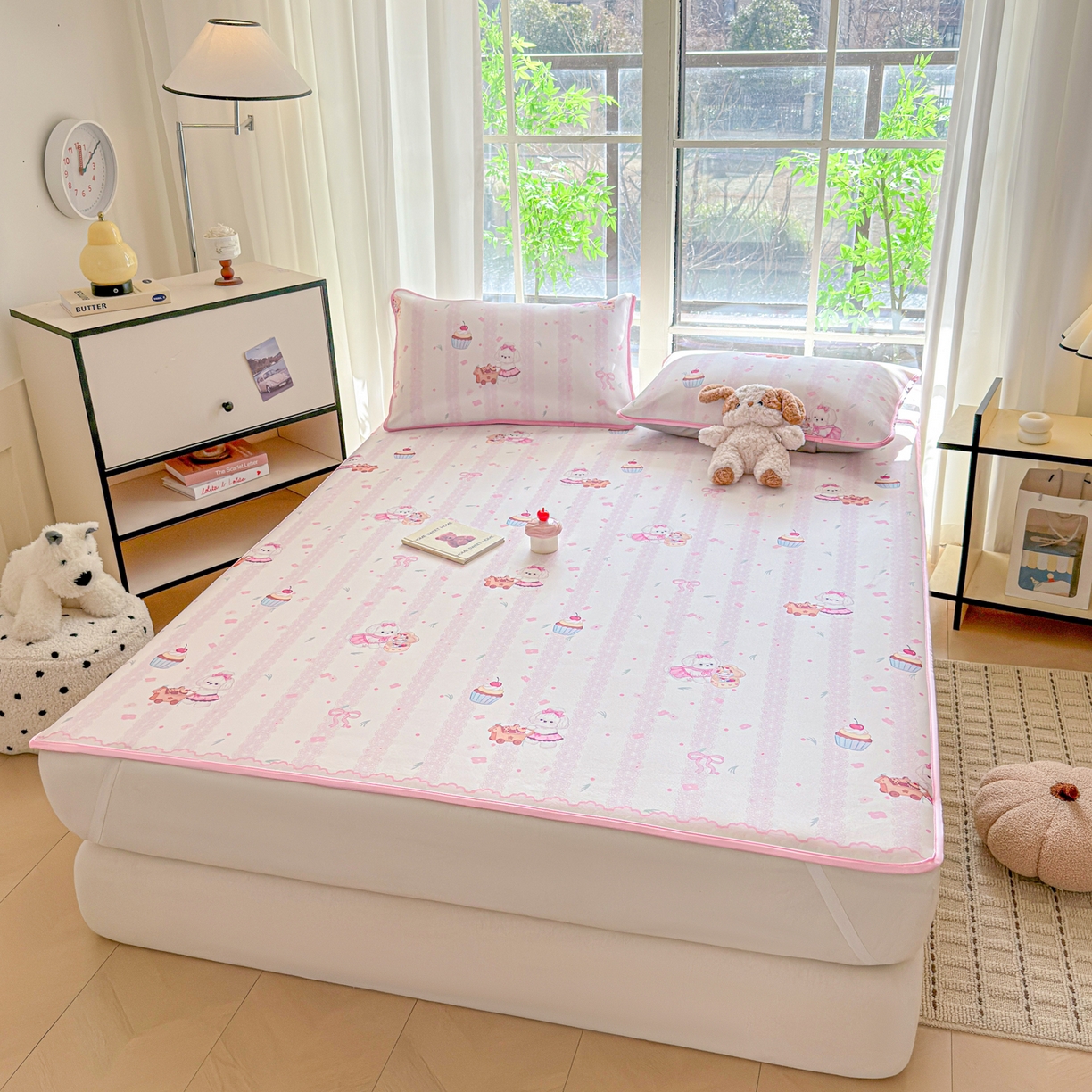 91家纺网 家纺一手货源 找家纺 莱米家纺 2026新款小版小冰皮软席 奶萌小狗