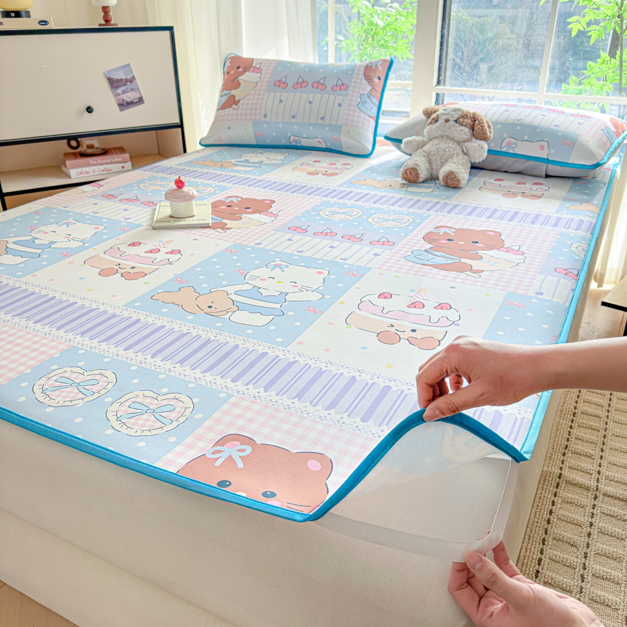 91家纺网 家纺一手货源 找家纺 莱米家纺 2026新款小版小冰皮软席 猫咪乐园