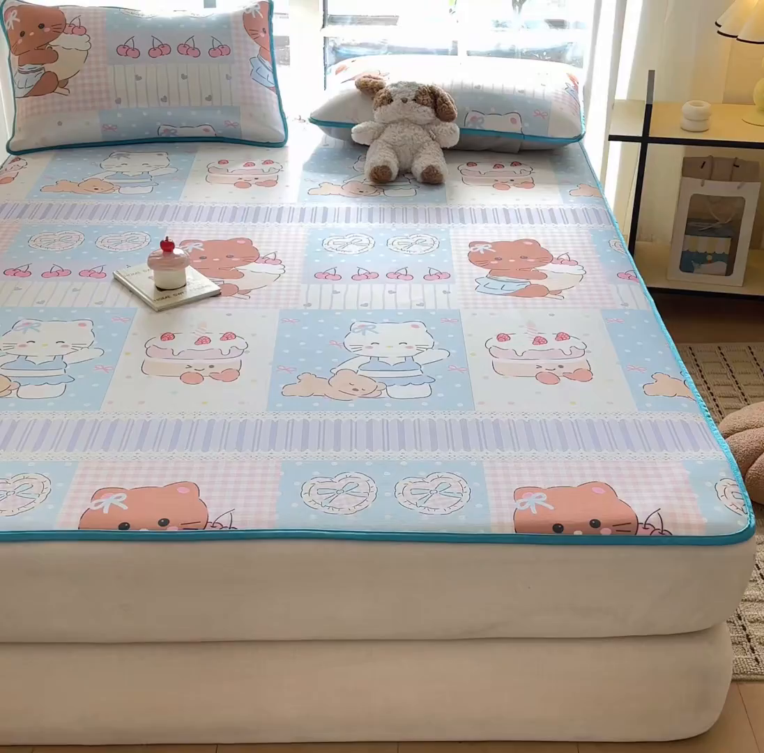 91家纺网 家纺一手货源 找家纺 莱米家纺 2026新款小版小冰皮软席 猫咪乐园