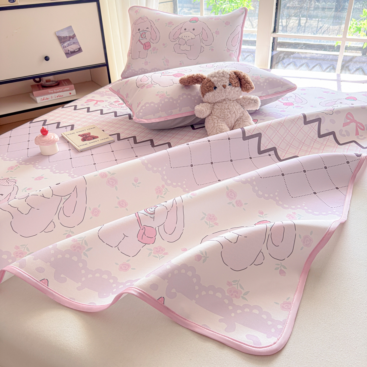 91家纺网 家纺一手货源 找家纺 莱米家纺 2026新款小版小冰皮软席 调皮小兔