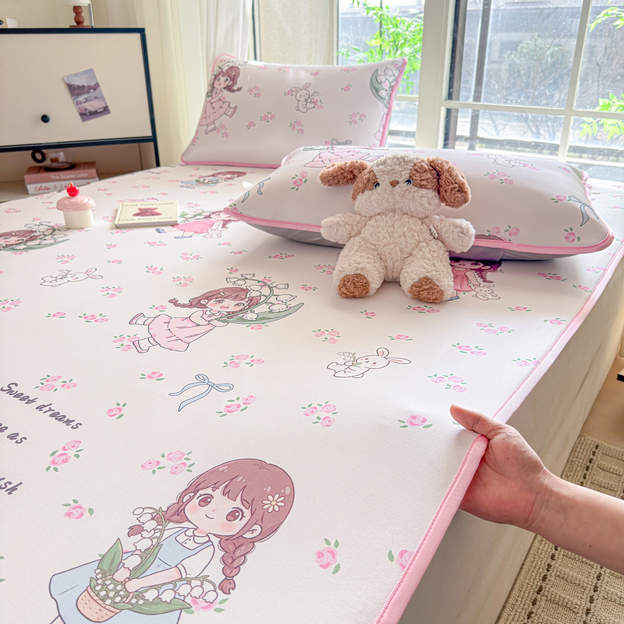 91家纺网 家纺一手货源 找家纺 莱米家纺 2026新款小版小冰皮软席 快乐女孩