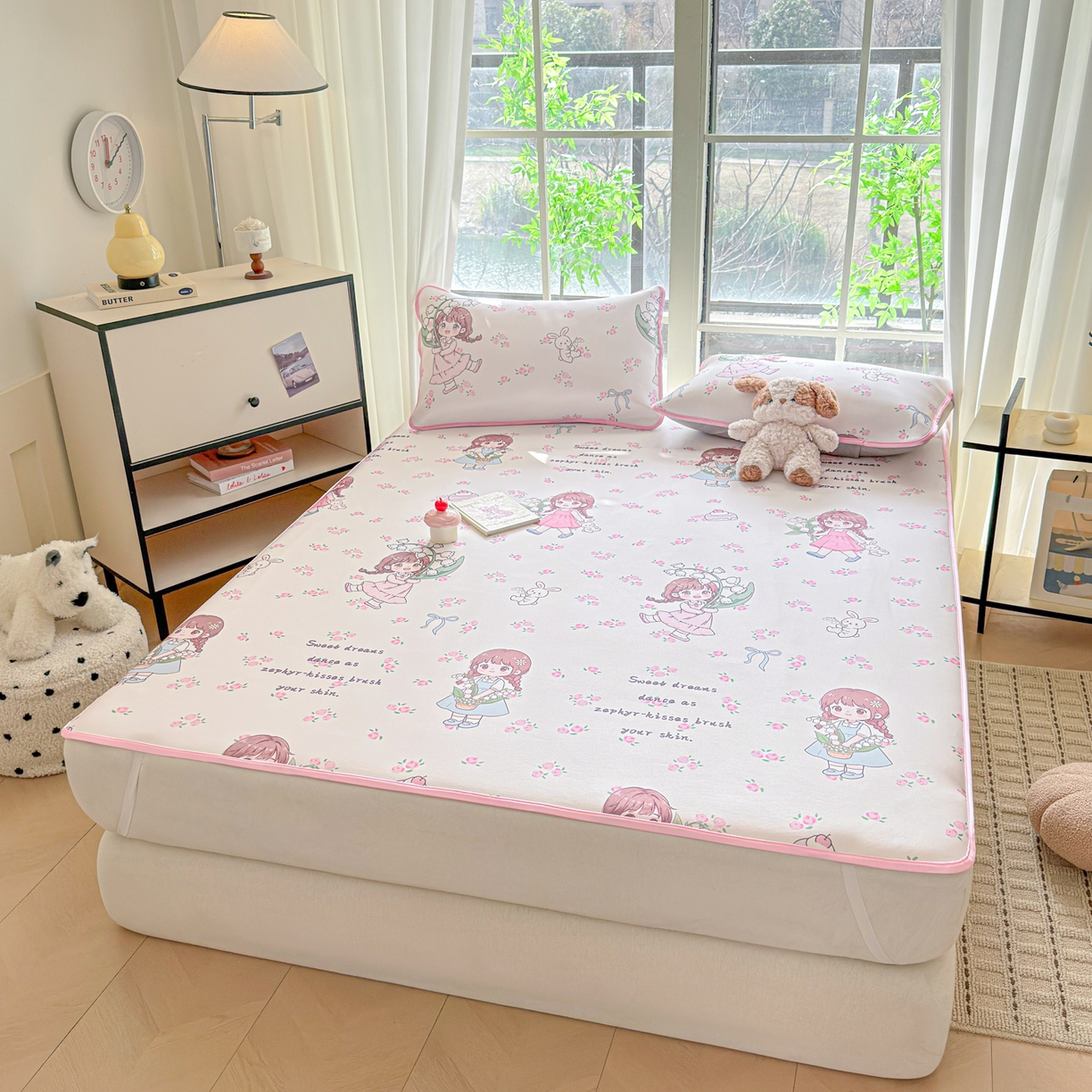 91家纺网 家纺一手货源 找家纺 莱米家纺 2026新款小版小冰皮软席 快乐女孩