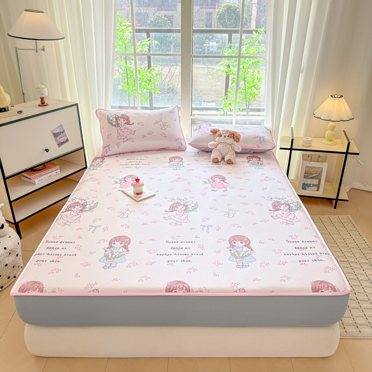 91家纺网 家纺一手货源 找家纺 莱米家纺 2026新款小版小冰皮软席 快乐女孩