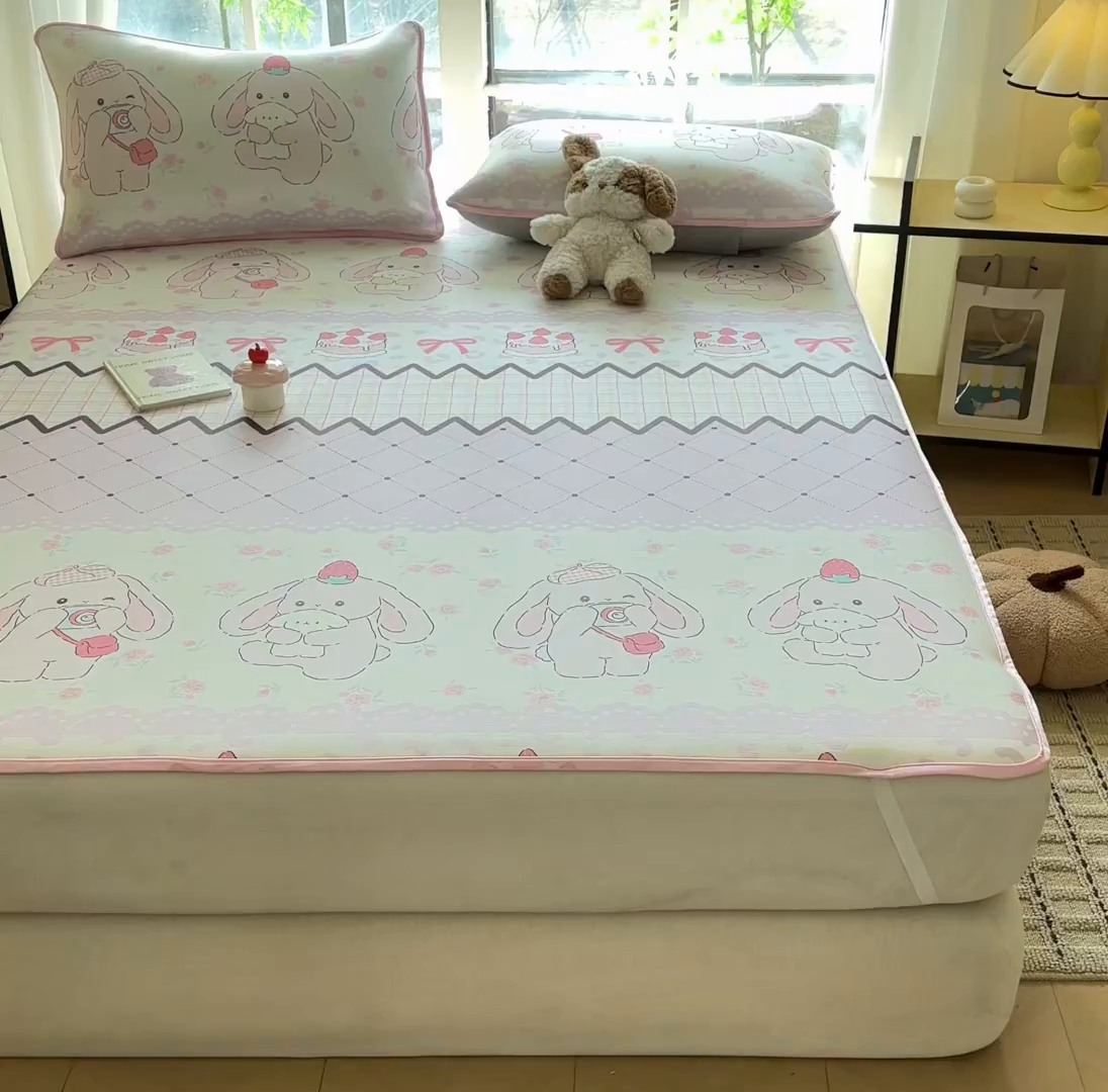 91家纺网 家纺一手货源 找家纺 莱米家纺 2026新款小版小冰皮软席 调皮小兔