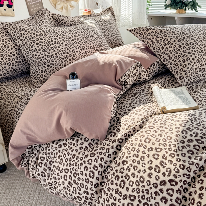 91家纺网 家纺一手货源 找家纺 禧缘家纺（原梦想家） 2026新款云感棉童话风四件套 咖色豹纹