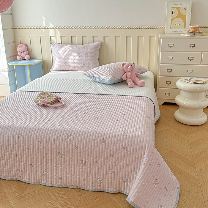 91家纺网 家纺一手货源 找家纺 孑寐家纺 2026新款全棉纯棉四季款床盖四件套 粉色小马