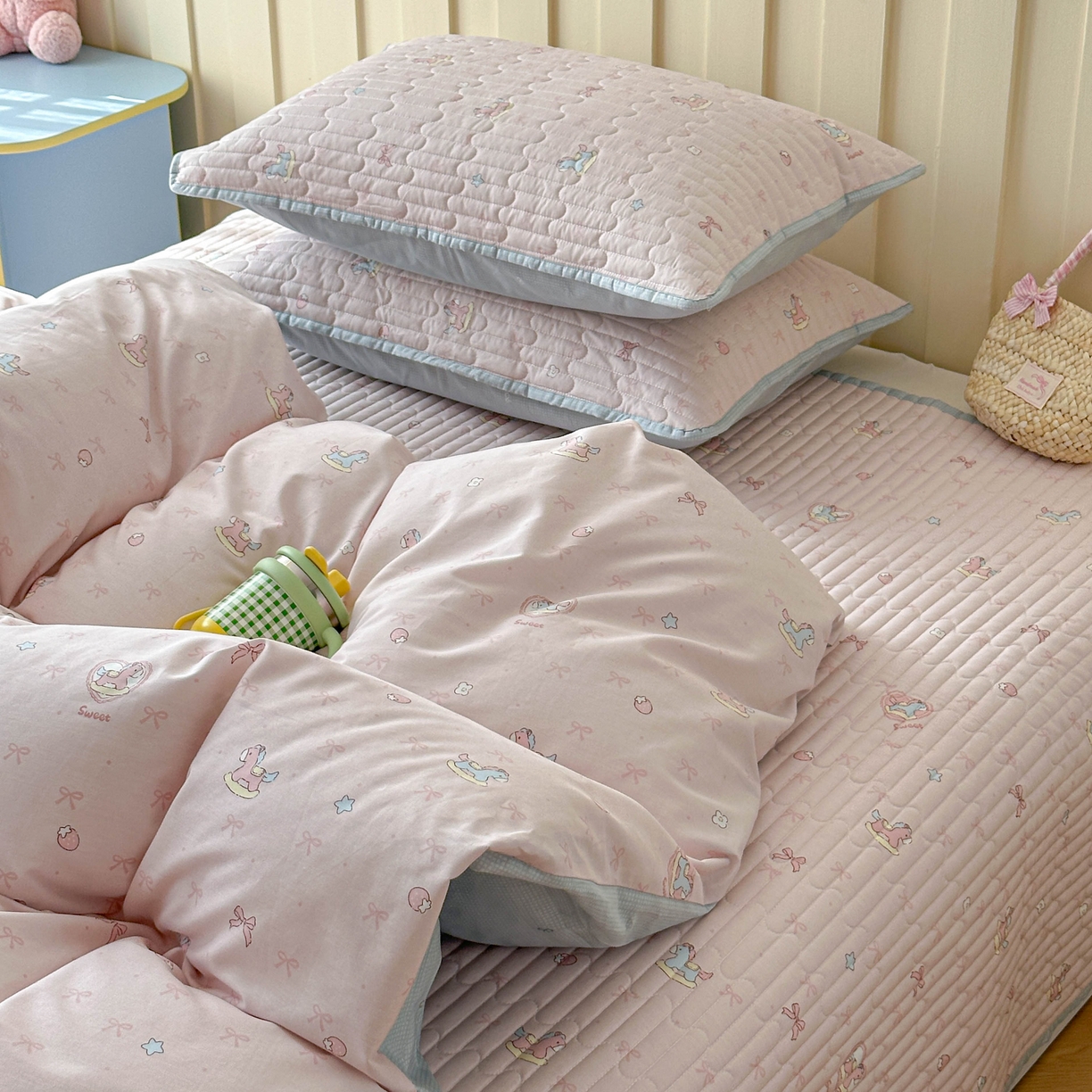 孑寐家纺 2026新款全棉纯棉四季款床盖四件套 粉色小马