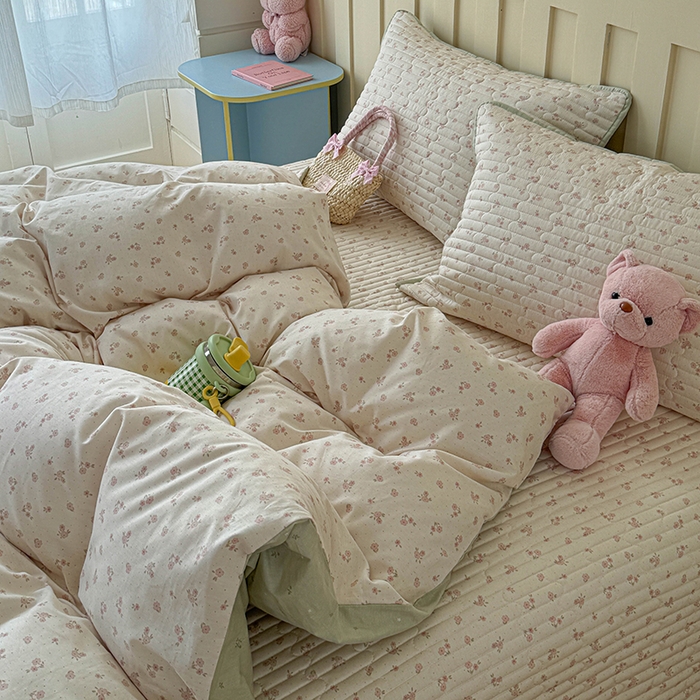 91家纺网 家纺一手货源 找家纺 孑寐家纺 2026新款全棉纯棉四季款床盖四件套 粉色小花