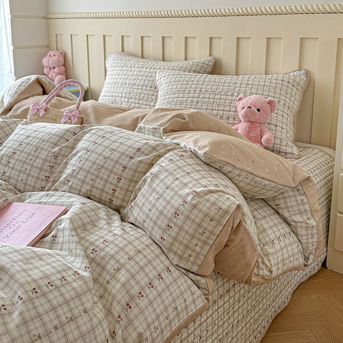 91家纺网 家纺一手货源 找家纺 孑寐家纺 2026新款全棉纯棉四季款床盖四件套 落川樱桃