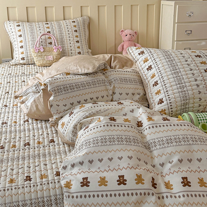 91家纺网 家纺一手货源 找家纺 孑寐家纺 2026新款全棉纯棉四季款床盖四件套 费尔岛小熊