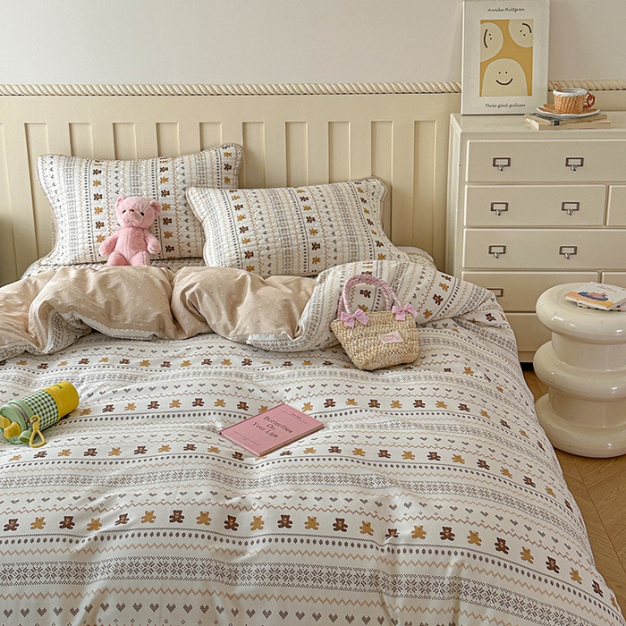 91家纺网 家纺一手货源 找家纺 孑寐家纺 2026新款全棉纯棉四季款床盖四件套 费尔岛小熊