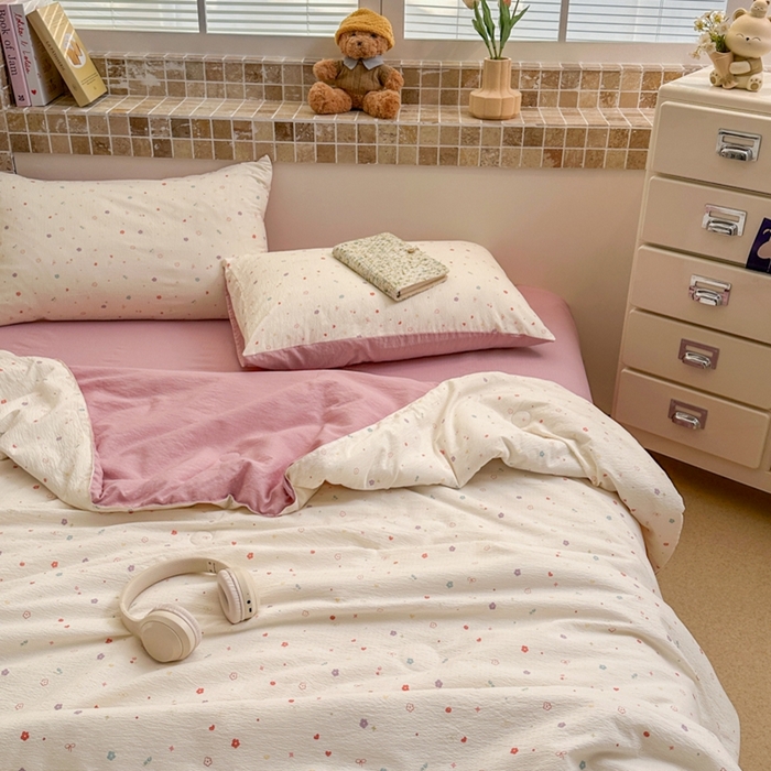 91家纺网 家纺一手货源 找家纺 寐眠 2026新款泡泡纱印花夏被夏凉被空调被 彩糖啵啵