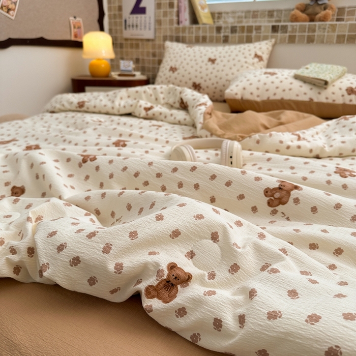 91家纺网 家纺一手货源 找家纺 寐眠 2026新款泡泡纱印花夏被夏凉被空调被 奶泡小熊