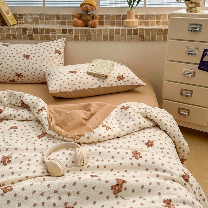 91家纺网 家纺一手货源 找家纺 寐眠 2026新款泡泡纱印花夏被夏凉被空调被 奶泡小熊