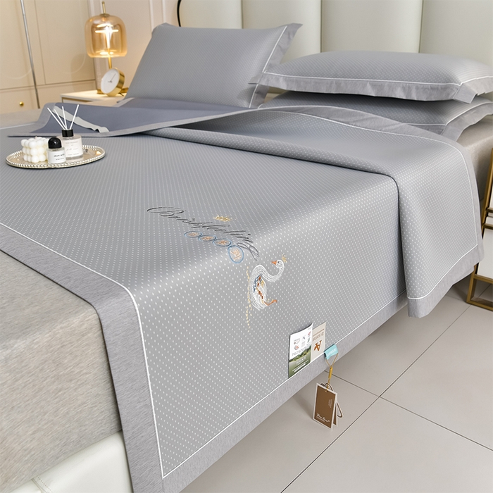 91家纺网 家纺一手货源 找家纺 （总）小牛席业 2026新款加厚款-满天星天鹅刺绣凉感冰丝席系列凉席藤席冰藤席冰丝席竹席草席空调席乳胶席豆豆席