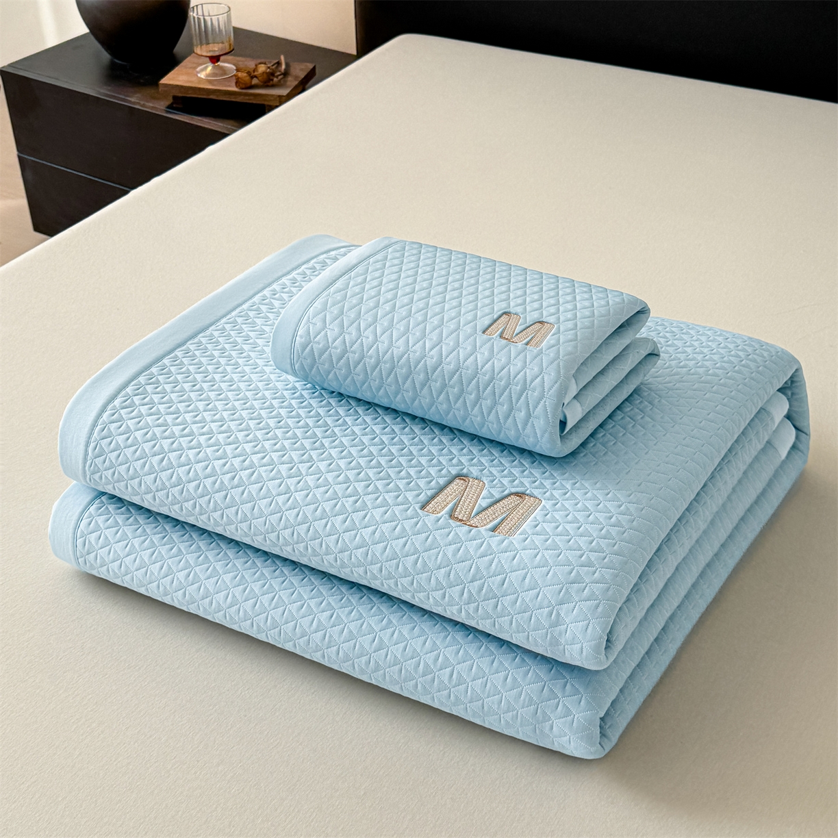 91家纺网 家纺一手货源 找家纺 鑫姿席业 2026新款夏季高端竹席pe藤席空调软席可水洗席子凉席-慕尚M纹 床席款-慕尚M纹-蓝