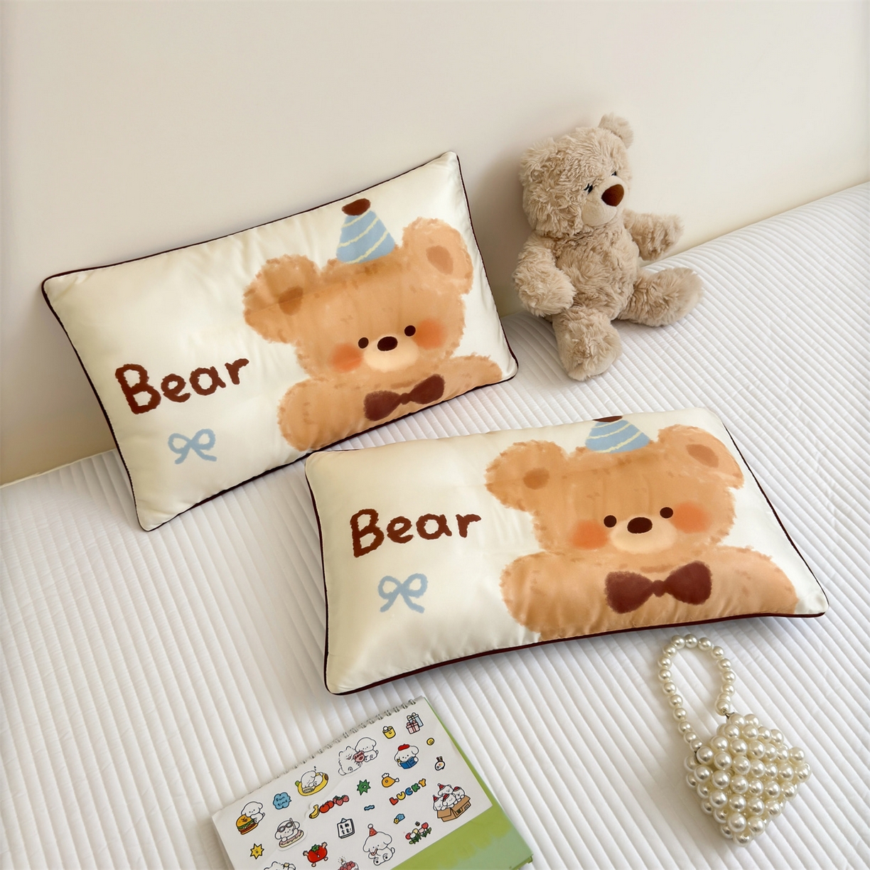 91家纺网 家纺一手货源 找家纺 雯豆家纺 2026新款60支蓝精天丝枕套儿童卡通枕芯定位大版枕头套 天丝-饼干熊