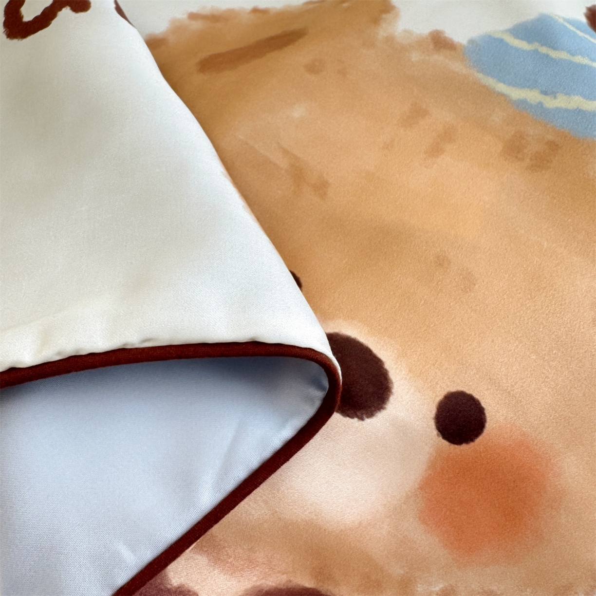 91家纺网 家纺一手货源 找家纺 雯豆家纺 2026新款60支蓝精天丝枕套儿童卡通枕芯定位大版枕头套 天丝-饼干熊