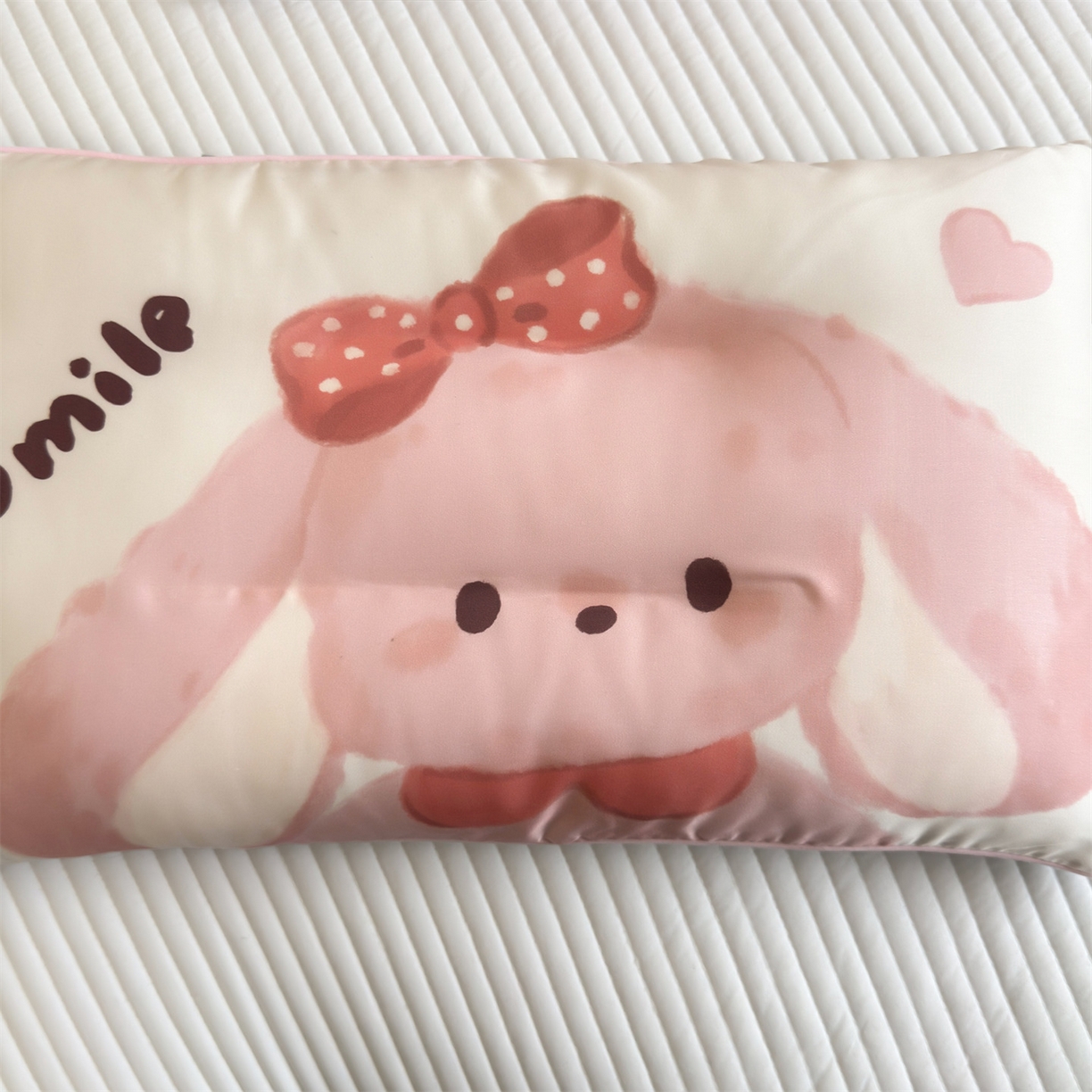 91家纺网 家纺一手货源 找家纺 雯豆家纺 2026新款60支蓝精天丝枕套儿童卡通枕芯定位大版枕头套 天丝-粉粉兔