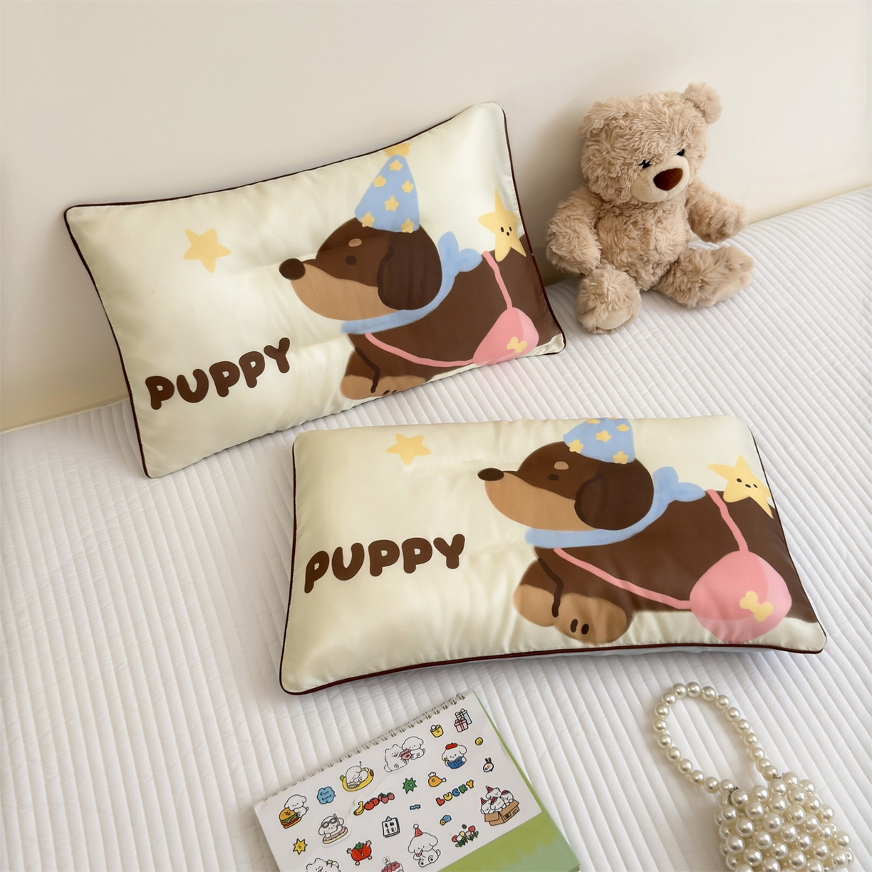 91家纺网 家纺一手货源 找家纺 雯豆家纺 2026新款60支蓝精天丝枕套儿童卡通枕芯定位大版枕头套 天丝-快乐小狗