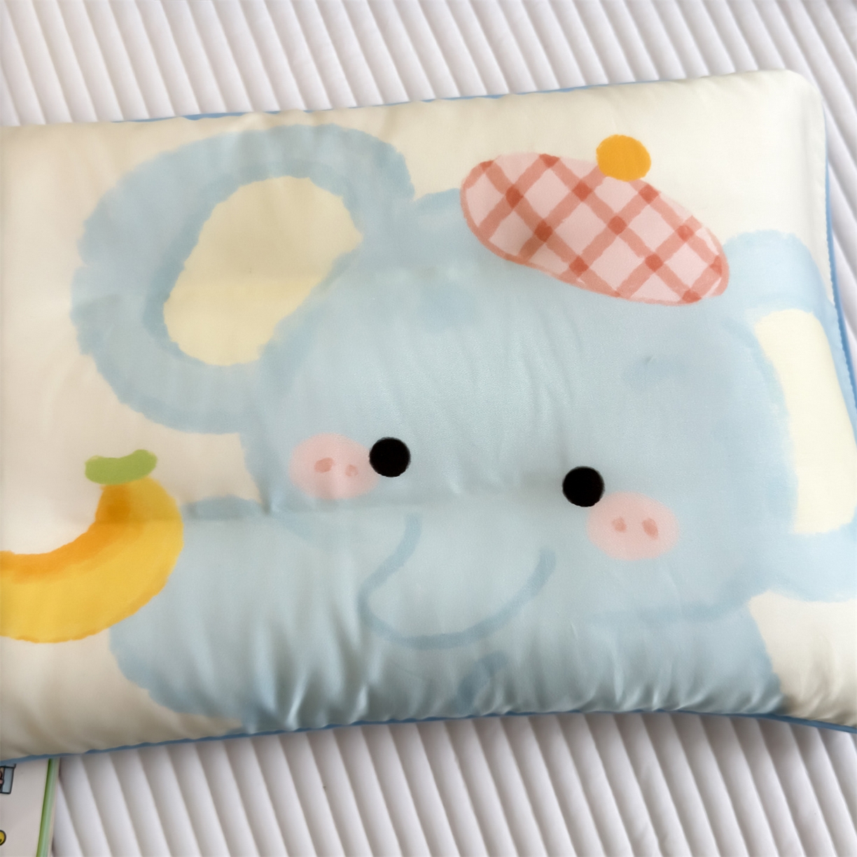 91家纺网 家纺一手货源 找家纺 雯豆家纺 2026新款60支蓝精天丝枕套儿童卡通枕芯定位大版枕头套 天丝-象嘟嘟