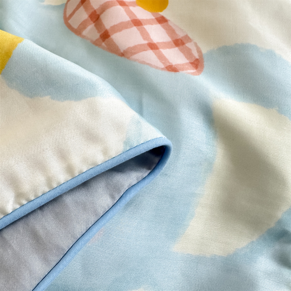 91家纺网 家纺一手货源 找家纺 雯豆家纺 2026新款60支蓝精天丝枕套儿童卡通枕芯定位大版枕头套 天丝-象嘟嘟