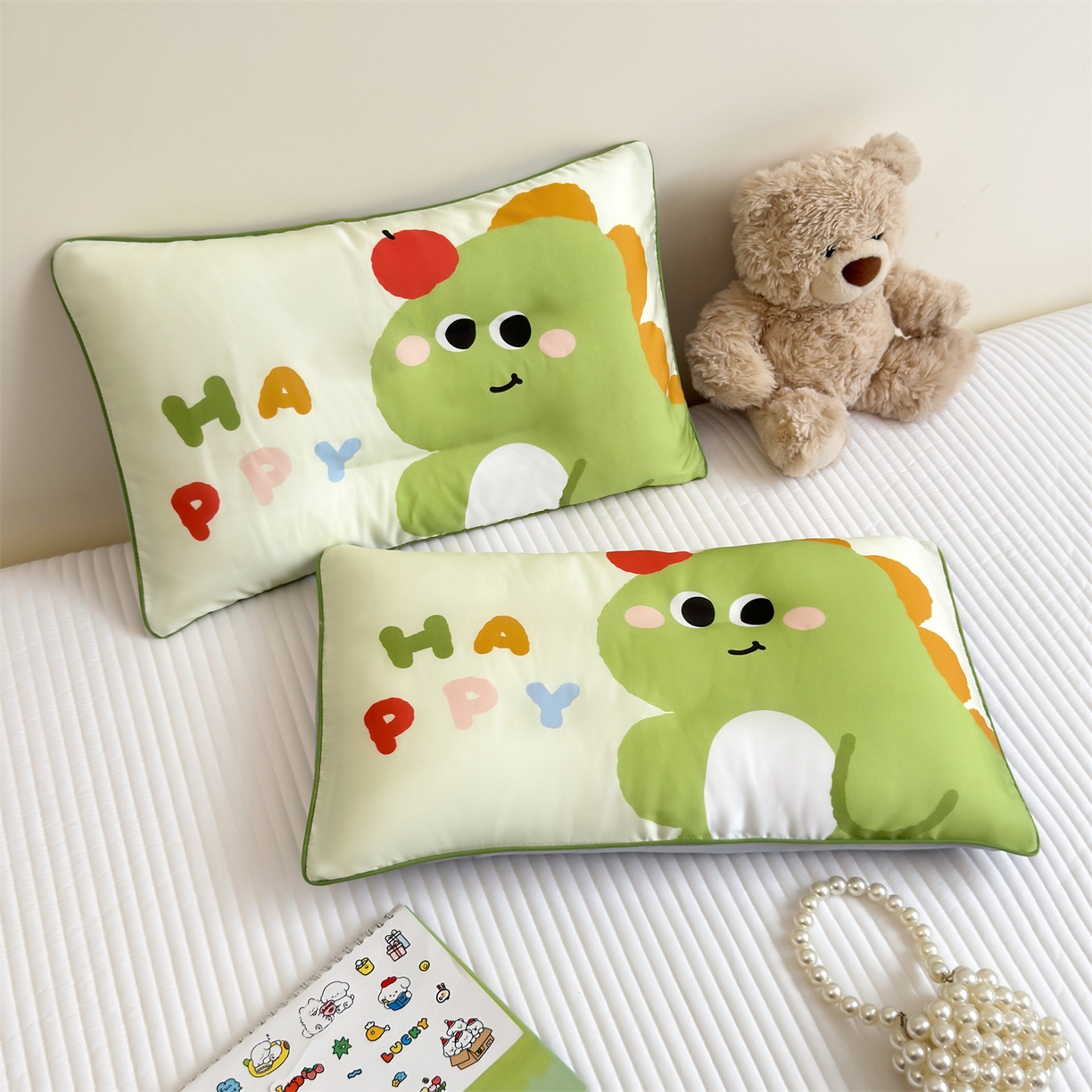 91家纺网 家纺一手货源 找家纺 雯豆家纺 2026新款60支蓝精天丝枕套儿童卡通枕芯定位大版枕头套 天丝-小恐龙