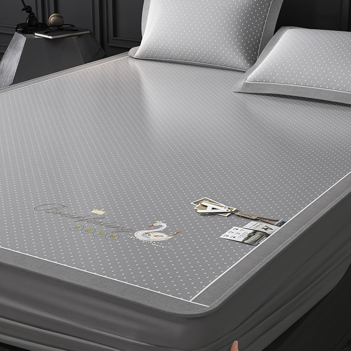 91家纺网 家纺一手货源 找家纺 小牛席业 2026新款加厚款-满天星天鹅刺绣冰丝席系列（床笠款）凉席藤席冰藤席冰丝席竹席草席空调席乳胶席豆豆席 灰色