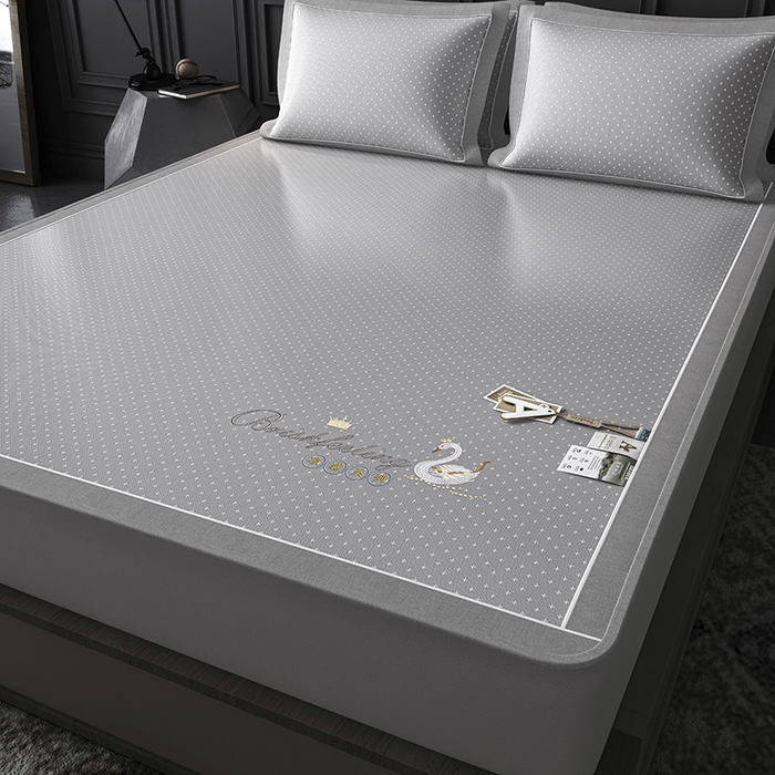 91家纺网 家纺一手货源 找家纺 小牛席业 2026新款加厚款-满天星天鹅刺绣冰丝席系列（床笠款）凉席藤席冰藤席冰丝席竹席草席空调席乳胶席豆豆席 灰色