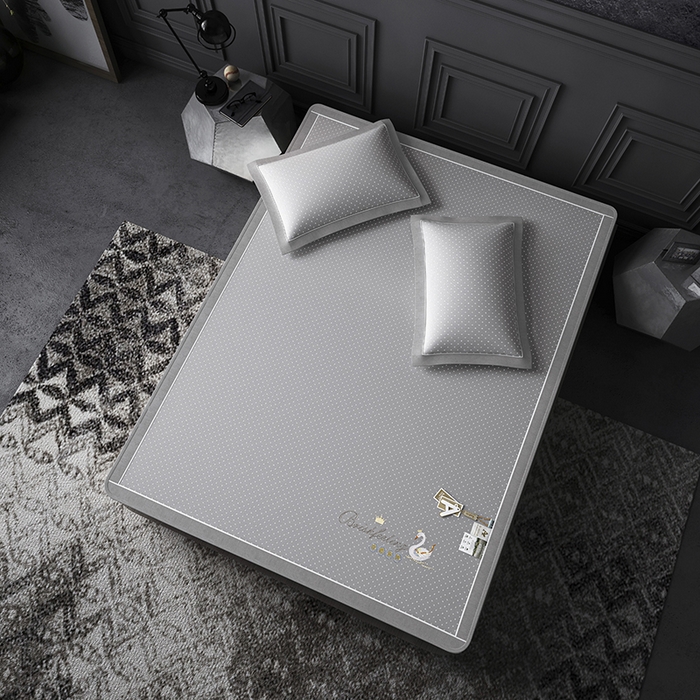 91家纺网 家纺一手货源 找家纺 小牛席业 2026新款加厚款-满天星天鹅刺绣冰丝席系列（床笠款）凉席藤席冰藤席冰丝席竹席草席空调席乳胶席豆豆席 灰色