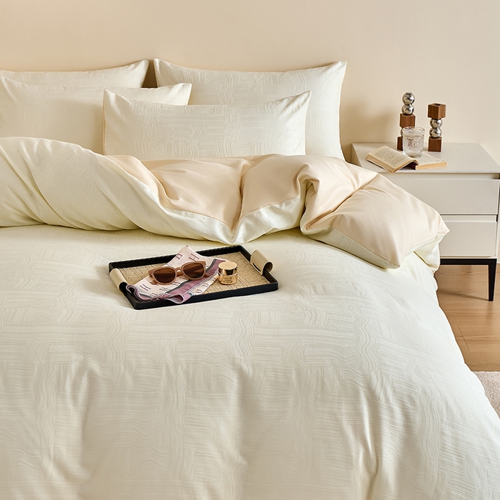 91家纺网 家纺一手货源 找家纺 九沐良品 2026新款A类60支全棉纯棉贡缎大提花四件套 幻纤影-米白