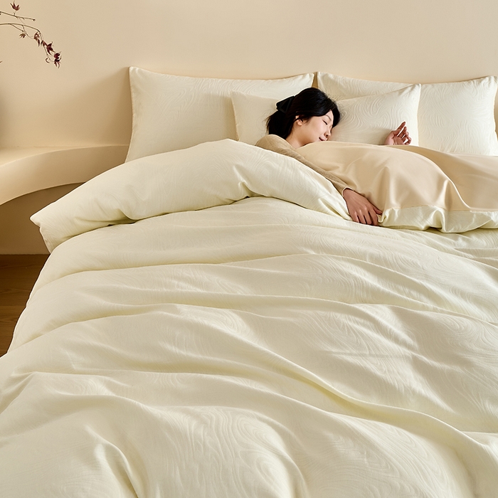 91家纺网 家纺一手货源 找家纺 九沐良品 2026新款A类60支全棉纯棉贡缎大提花四件套 凯迪娜-米白