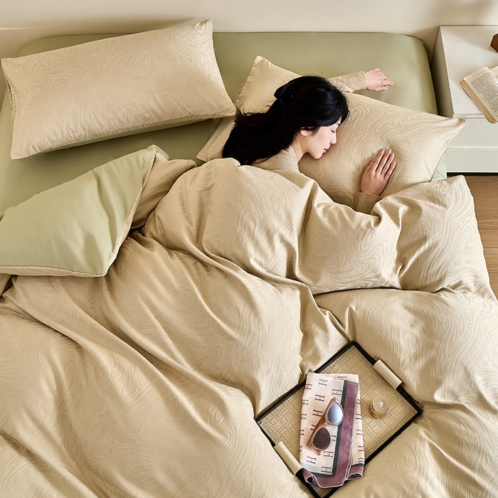 91家纺网 家纺一手货源 找家纺 九沐良品 2026新款A类60支全棉纯棉贡缎大提花四件套 凯迪娜-绿