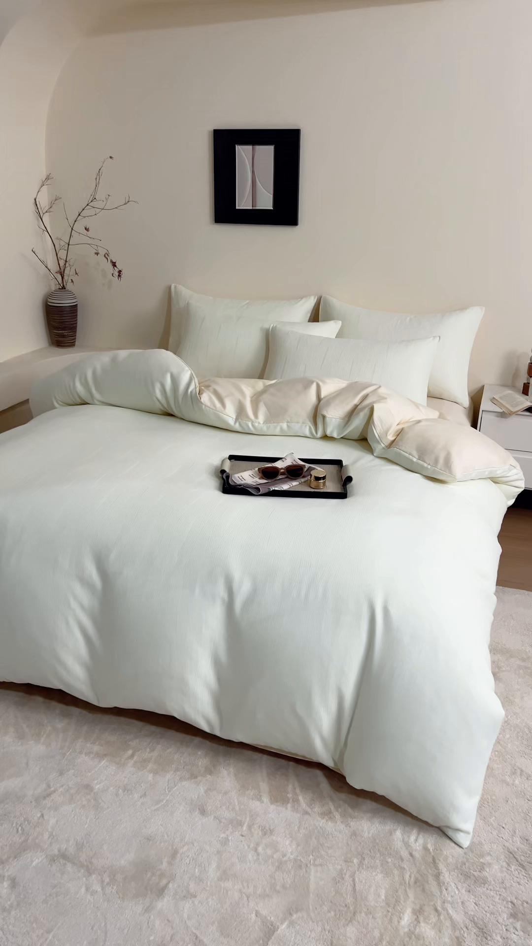 91家纺网 家纺一手货源 找家纺 九沐良品 2026新款A类60支全棉纯棉贡缎大提花四件套 佐冉-米白