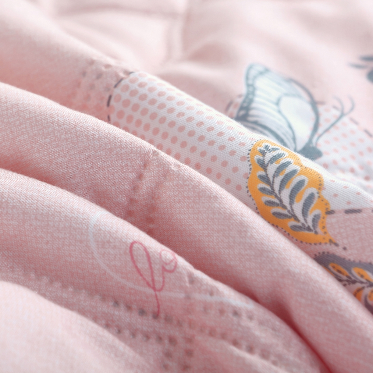 91家纺网 家纺一手货源 找家纺 好欣怡家纺 2026新款海藻棉夏被夏凉被 粉蝶漫舞