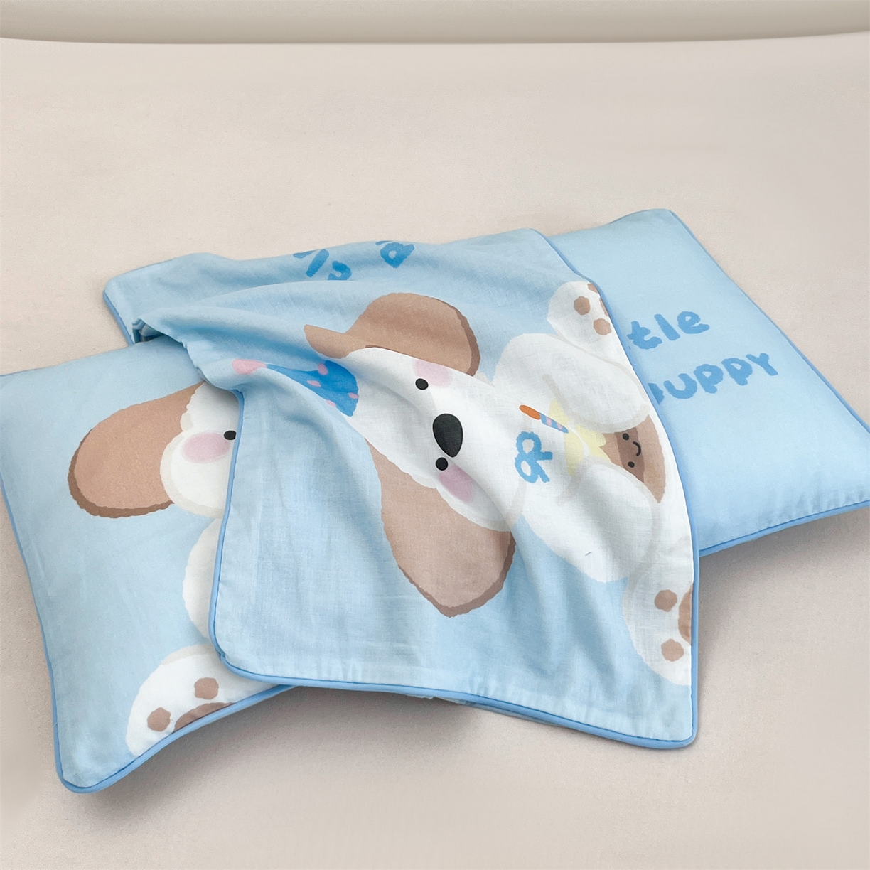 91家纺网 家纺一手货源 找家纺 （总）雯豆家纺 2026新款全棉双层纱布枕套儿童卡通枕芯定位纯棉大版枕头套