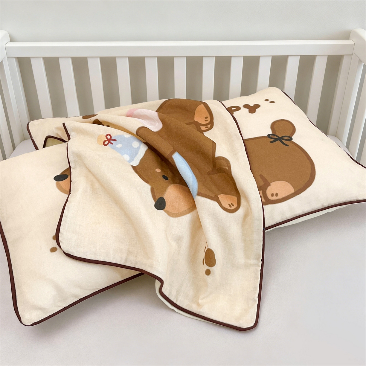 91家纺网 家纺一手货源 找家纺 雯豆家纺 2026新款全棉双层纱布枕套儿童卡通枕芯定位纯棉大版枕头套 双层纱-腊肠狗